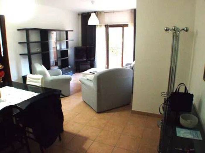 Appartamento trilocale in vendita in Via Roma, Centro, Carsoli