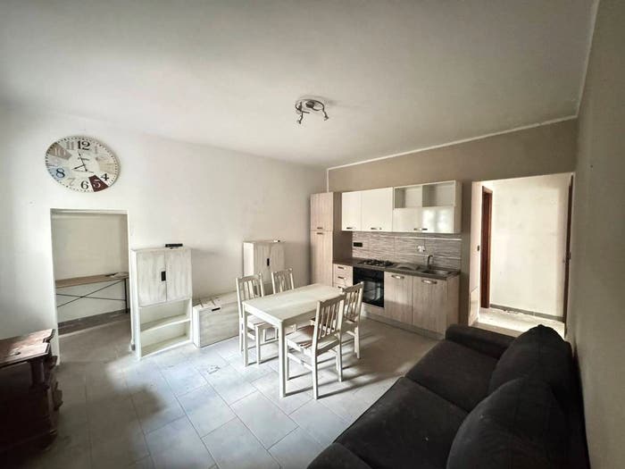 Appartamento trilocale in vendita in Via Cappuccini, Centro, Chivasso