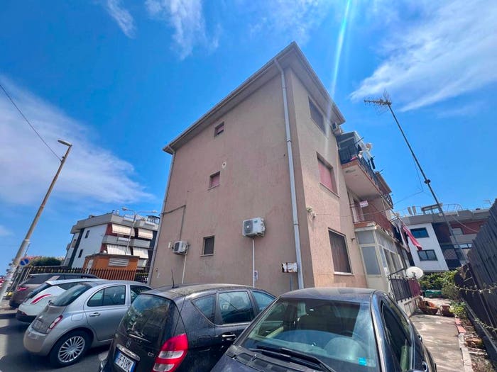 Appartamento quadrilocale in vendita in Via Carrata, Centro, Mascali