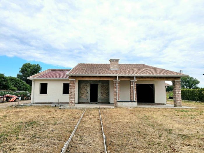 Casa quadrilocale in vendita in VIA DOSSI, Dossi, Borgo Veneto