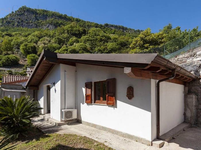 Appartamento bilocale in vendita in Via Luigi Vaccani, Ossuccio, Tremezzina