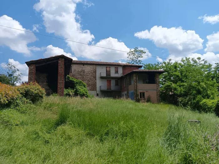 Casa con 6 locali in vendita in Via Roma No Number, Nibbiano, Alta Val Tidone