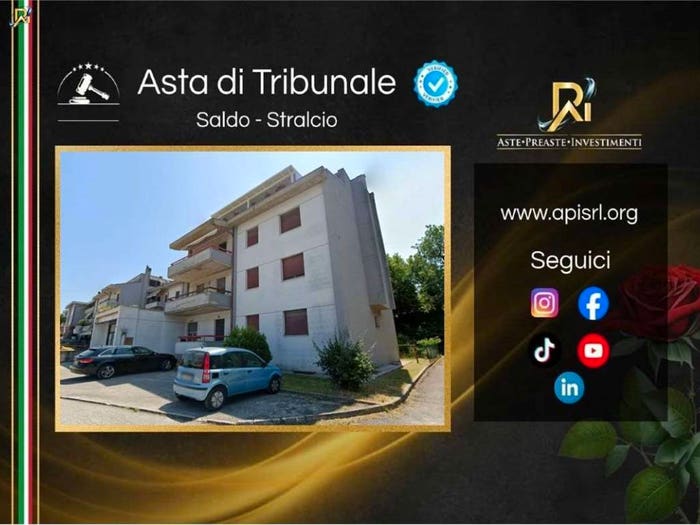 Appartamento con 6 locali in vendita in Via Alcide De Gasperi, Centro, Matelica