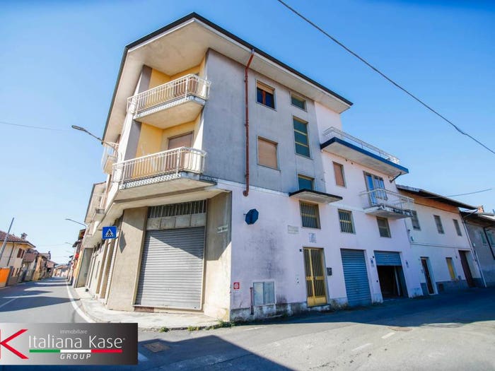 Casa con 6 locali in vendita in via sauro, Arè, Caluso