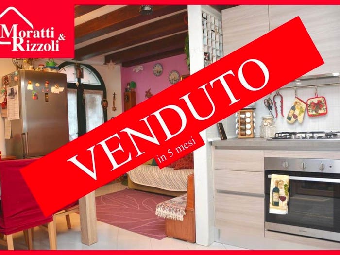 Casa trilocale in vendita in piazza IV Novembre, Visco