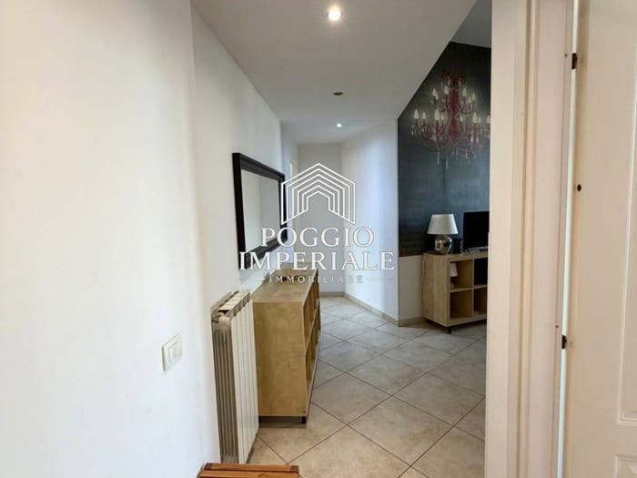 Appartamento trilocale in vendita in Lungarno Soderini, San Frediano, Firenze