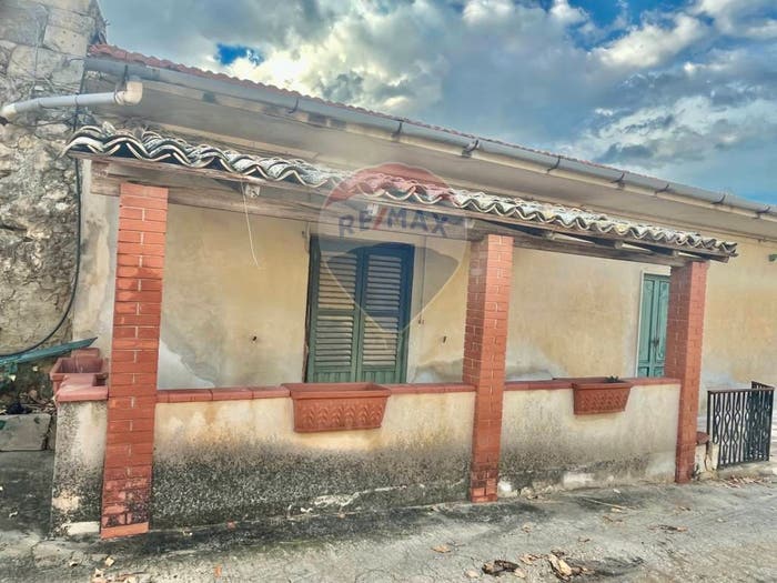 Casa con 6 locali in vendita in Contrada Montesano Bonaiuto, Modica Bassa, Modica