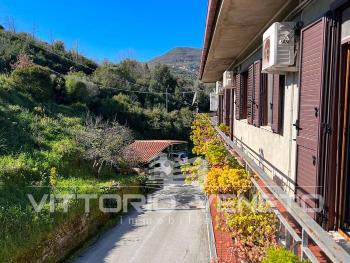 Casa con 6 locali in vendita in SP, Stella Cilento