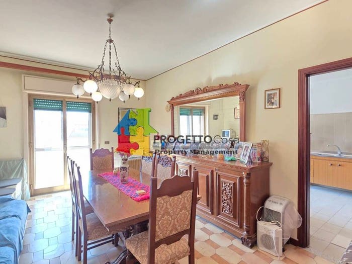 Appartamento quadrilocale in vendita in Corso Delle Province, Gaggi