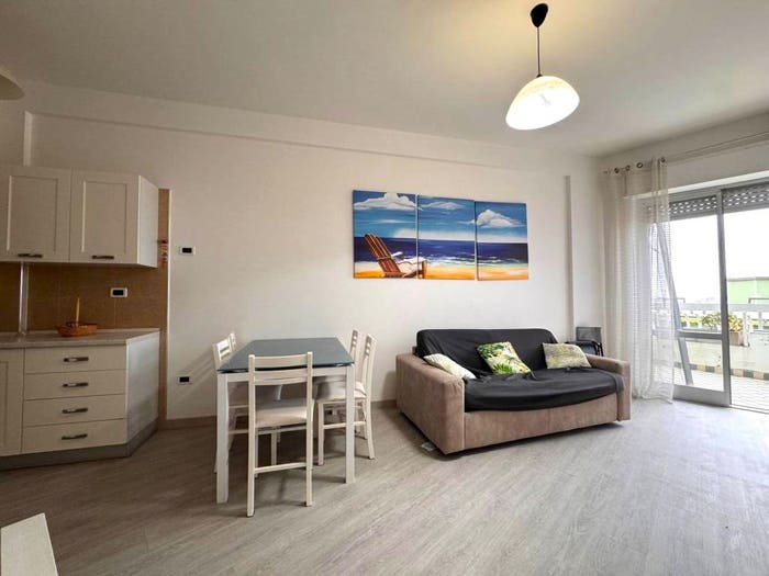 Appartamento quadrilocale in vendita in Via Cristoforo Colombo, Silvi Marina, Silvi