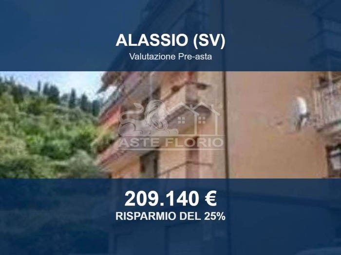 Appartamento con 5 locali in vendita in Via Privata Ciccione, Fenarina Via Neghelli Collina di Ponente, Alassio