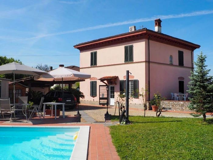 Casa con 6 locali in vendita in Via del Giardinetto, Marlia, Capannori