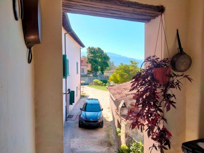 Casa con 6 locali in vendita in Via della Chiesa, Centro, Campello sul Clitunno
