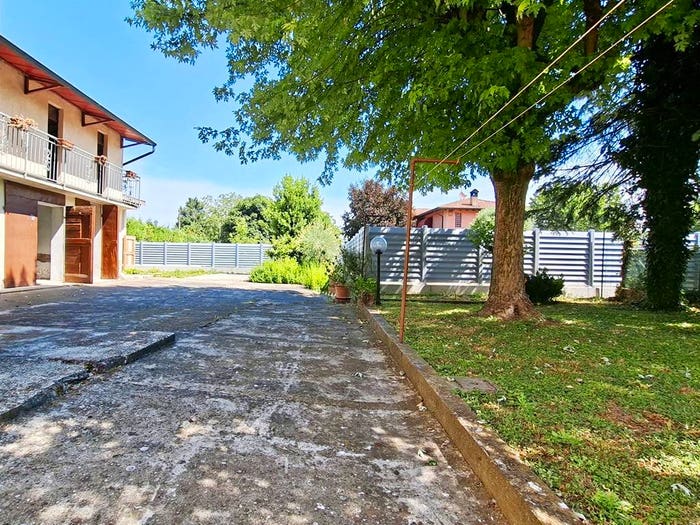Casa con 6 locali in vendita in Strada Dani Maestà, Baganzola Aeroporto, Parma