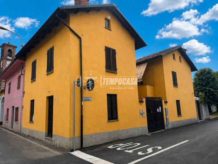 Casa con 6 locali in vendita in Via d'Acaja, Osasio