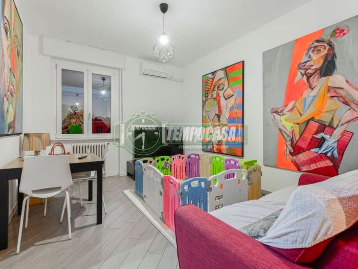 Appartamento trilocale in vendita in Via Antonio Gramsci, Centro, Bernareggio