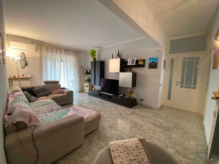 Appartamento quadrilocale in vendita in Corso Bagni, Centro, Acqui Terme
