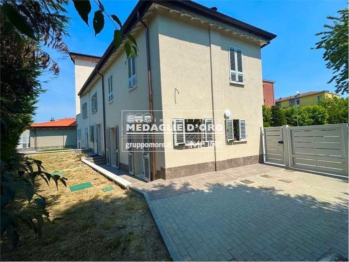 Appartamento con 5 locali in vendita in adze via Bondigli, Buon Pastore Parco Amendola, Modena
