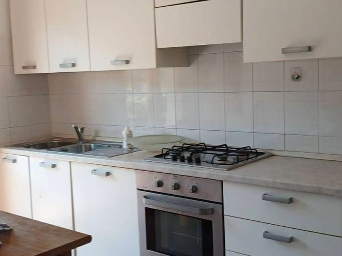Casa con 5 locali in vendita in Via Custoza, Centinarola, Fano