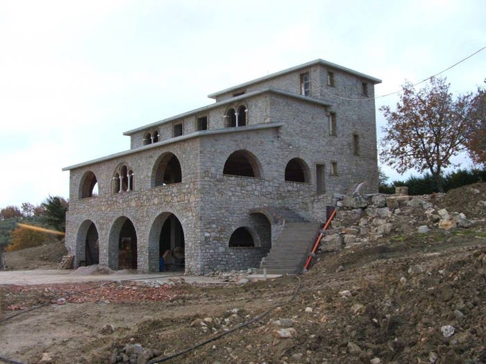 Casa quadrilocale in vendita in Via Lago Pescara, Biccari