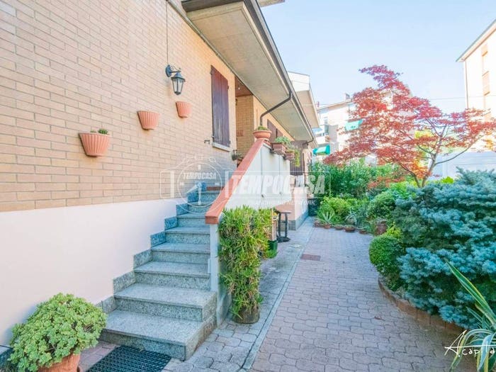 Casa con 5 locali in vendita in Via BOCCHERINI, Musicisti, Modena