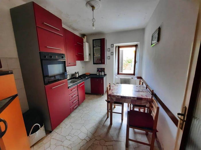 Appartamento trilocale in vendita in Castelfranco Piandisco