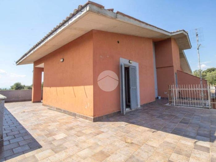 Casa con 6 locali in vendita in Strada di Colle Marocco, Palombara Sabina