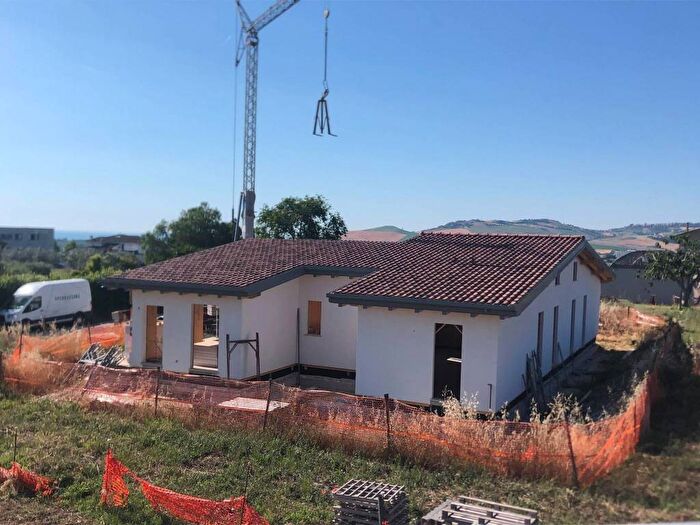 Casa quadrilocale in vendita in Raccordo Villa Bonafede, San Filippo, Porto Sant'Elpidio