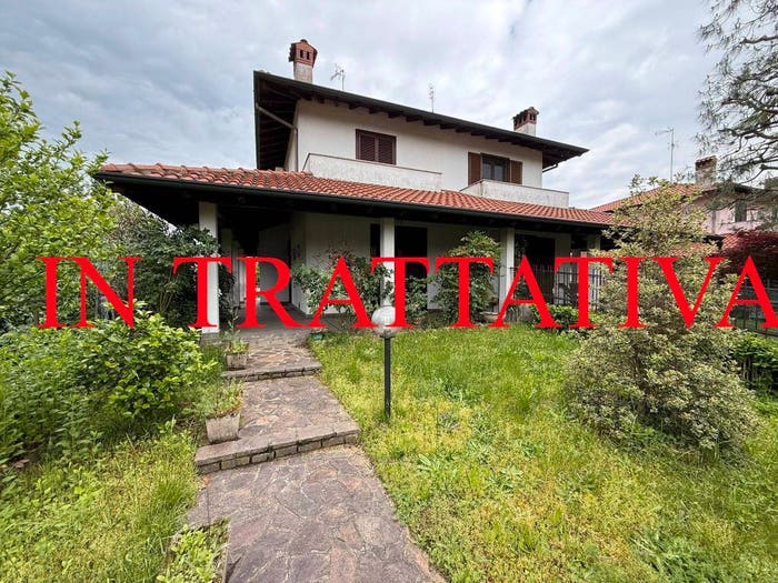 Casa trilocale in vendita in Via Papa Giovanni XXIII, Buscate