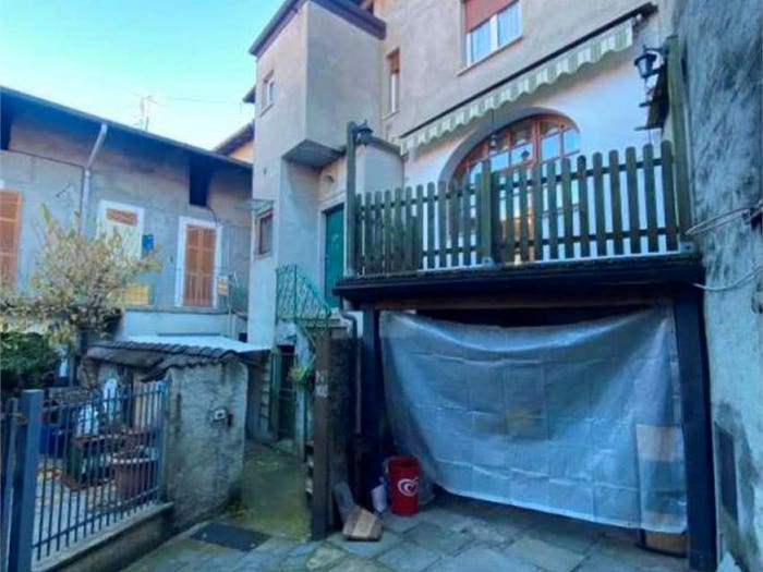 Appartamento bilocale in vendita in Via pasubio, Castello, Castelveccana