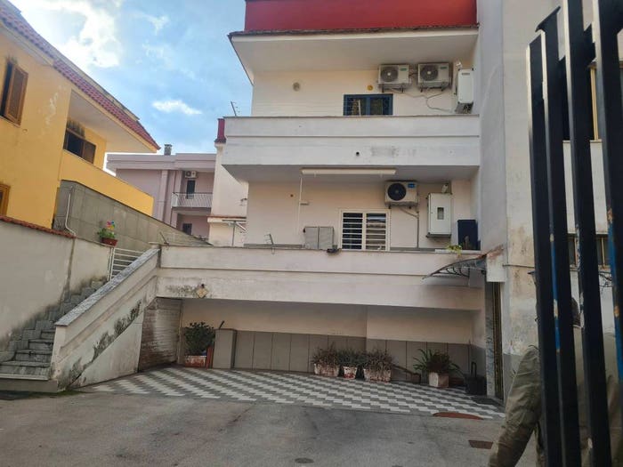 Appartamento trilocale in vendita in Via Lago Patria, Lago Patria, Giugliano in Campania