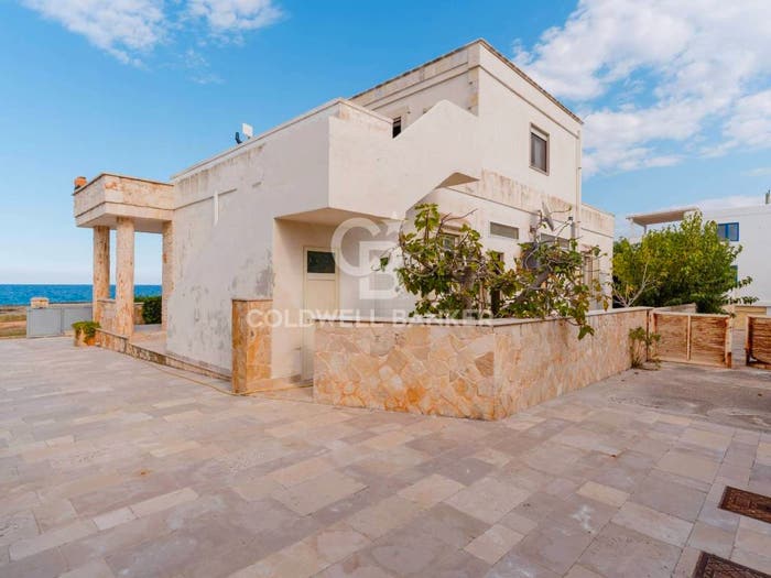 Casa con 6 locali in vendita in Via Socrate, Torre Santa Sabina, Carovigno