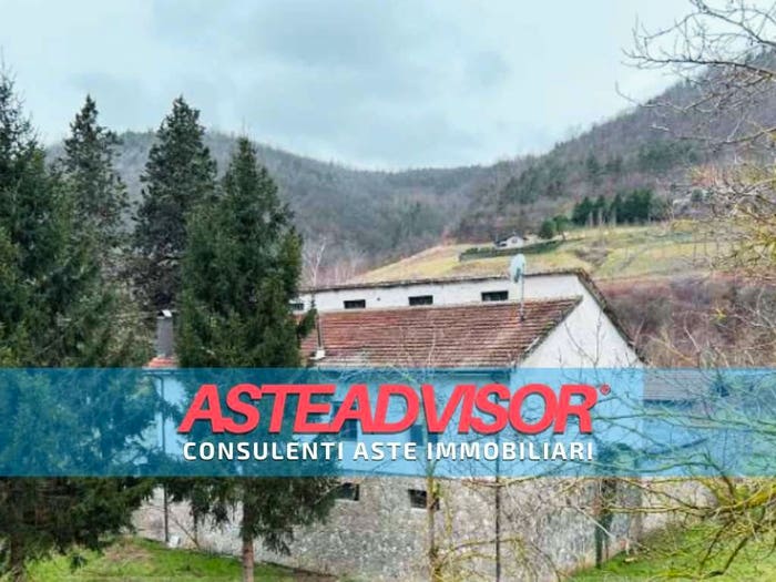 Casa con 6 locali in vendita in Via Provinciale Frazione Scaletta Uzzone, Scaletta Uzzone, Castelletto Uzzone