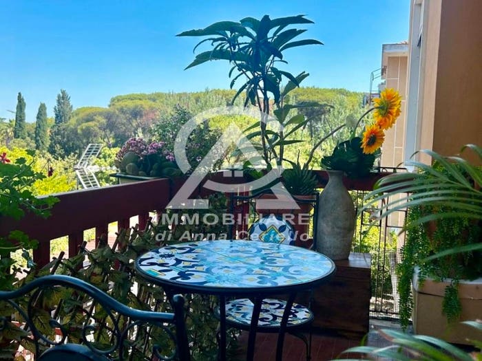 Appartamento trilocale in vendita in Via dei Serlupi, Casetta Mattei Corviale, Roma