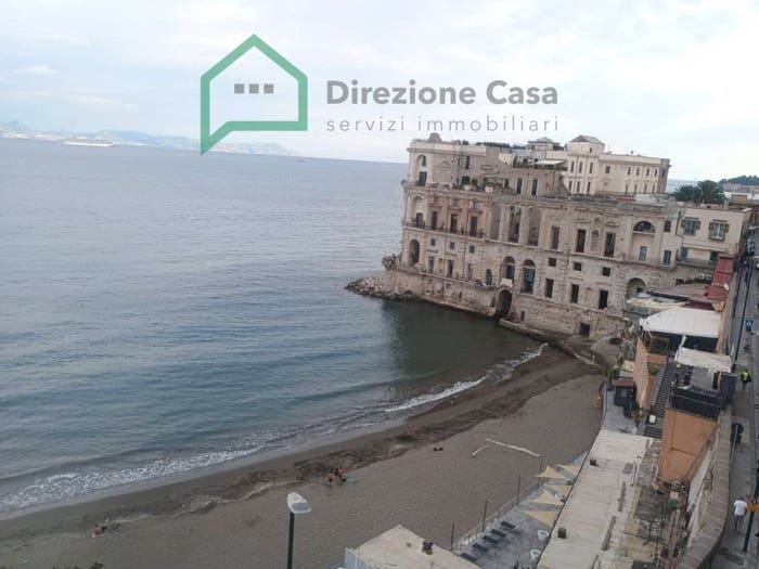 Appartamento con 5 locali in vendita in Via Posillipo, Posillipo, Napoli