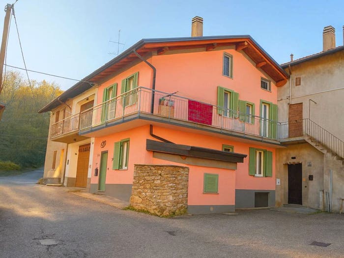 Casa trilocale in vendita in Via Casale Fontana, Centro, Arcisate