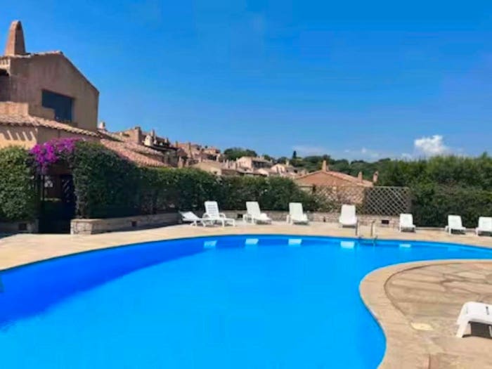 Appartamento trilocale in vendita in Viale Giovanni Maria Orecchioni, Porto Cervo, Arzachena