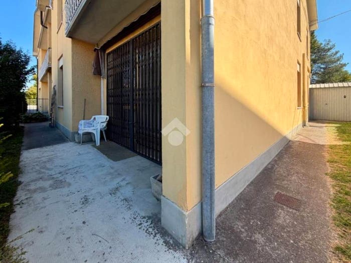Casa con 5 locali in vendita in Via alessandro manzoni, Centro, Guastalla