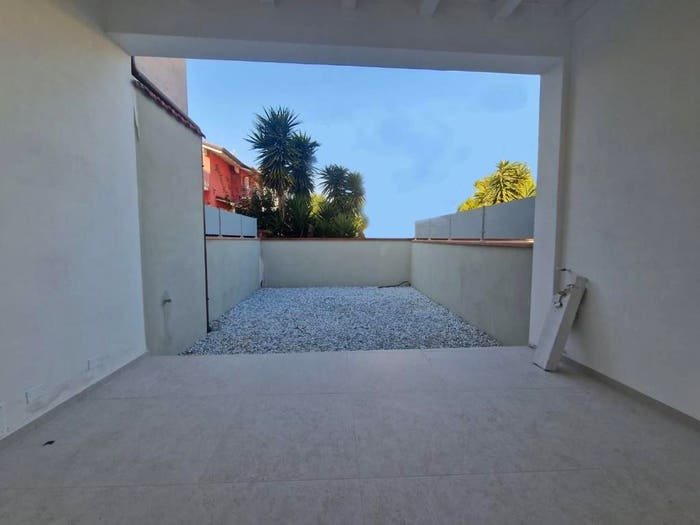 Casa con 5 locali in vendita in Via dei Mille, Marina di Carrara, Carrara