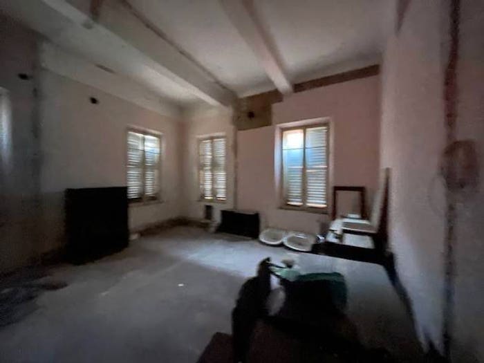 Appartamento quadrilocale in vendita in Via San Giacomo, Centro Storico, Modena