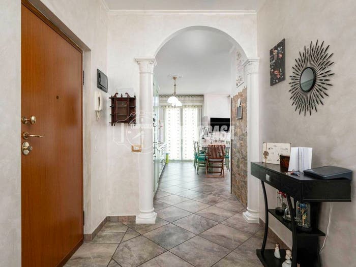 Appartamento trilocale in vendita in Centro, Montecchio Emilia