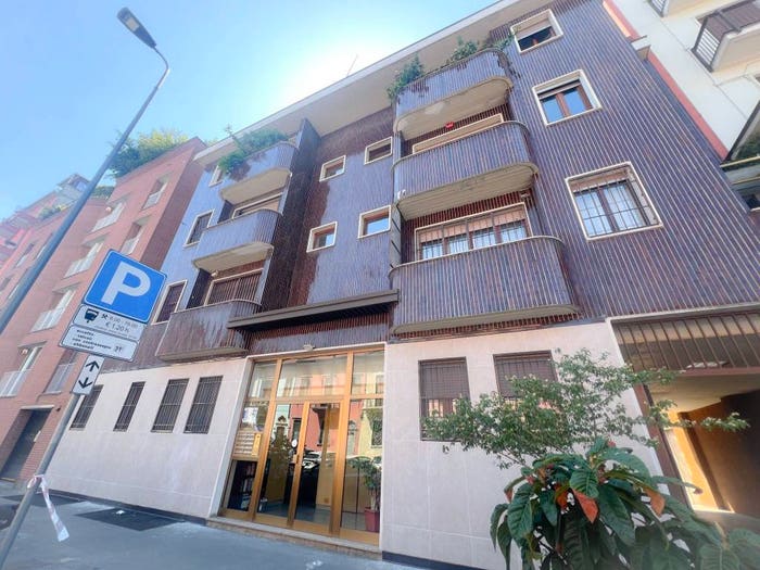 Appartamento trilocale in vendita in Via Azzo Carbonera, Porta Vittoria, Milano