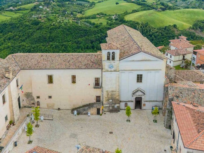 Case in Vendita e in Affitto - 2