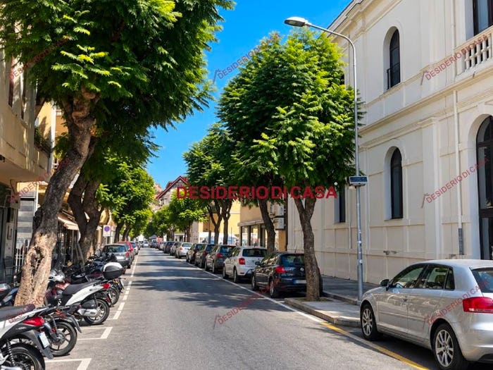 Appartamento con 5 locali in vendita in Via della Fonte, Centro, Capo d'Orlando
