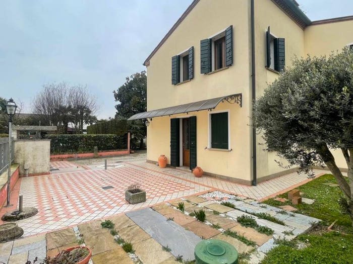 Casa quadrilocale in vendita in Centro, Arre