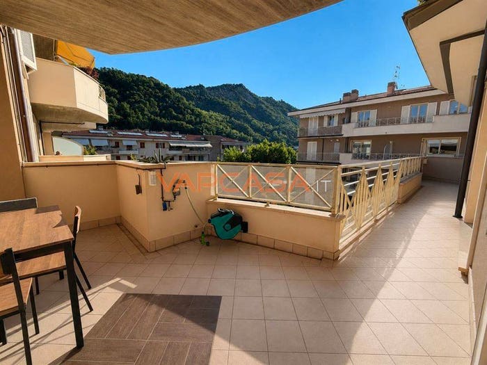 Appartamento quadrilocale in vendita in Via Tengattini, Paratico