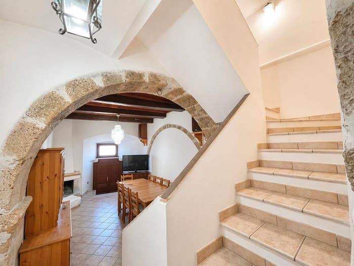 Casa con 6 locali in vendita in Via Vincenzo Simoncelli, Vicalvi