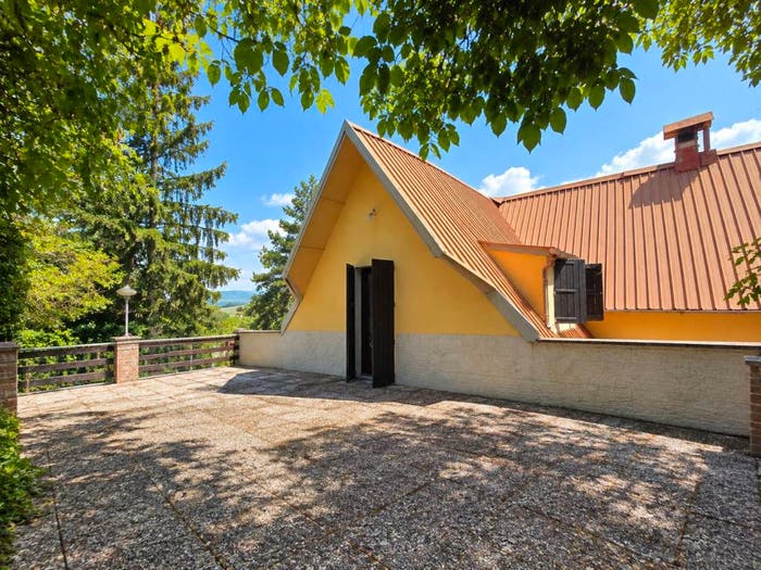 Appartamento quadrilocale in vendita in Via Poggio Tesoro, Montemignaio
