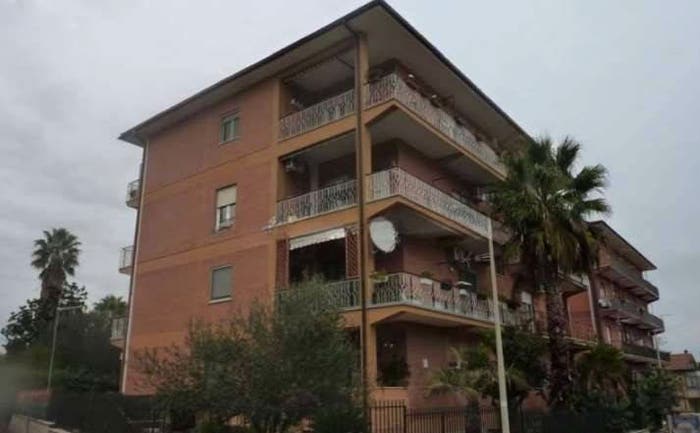Appartamento quadrilocale in vendita in Via Aldo Bortolussi, Cesano, Roma
