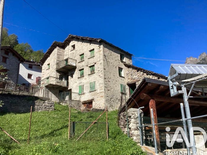 Case in Vendita e in Affitto - 2